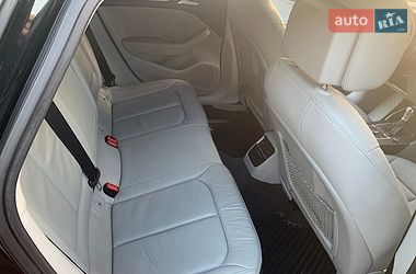 Седан Audi A3 2015 в Звягелі