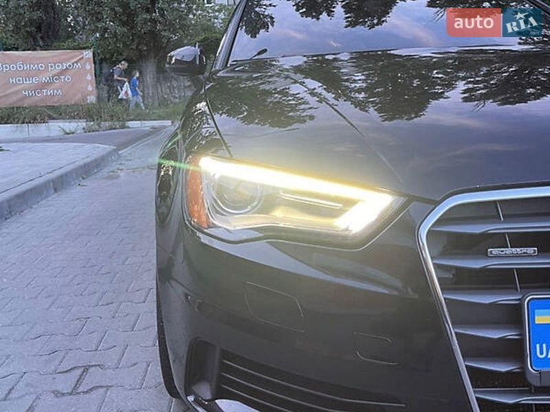 Седан Audi A3 2015 в Звягелі