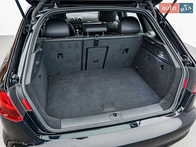 Хетчбек Audi A3 2016 в Києві