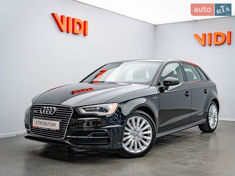 Хетчбек Audi A3 2016 в Києві