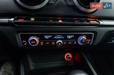 Хетчбек Audi A3 2016 в Києві