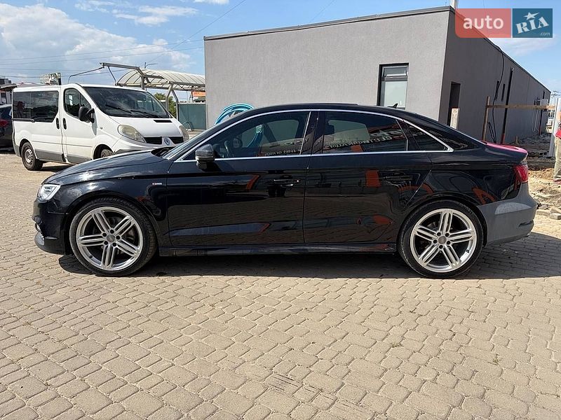 Седан Audi A3 2016 в Львові