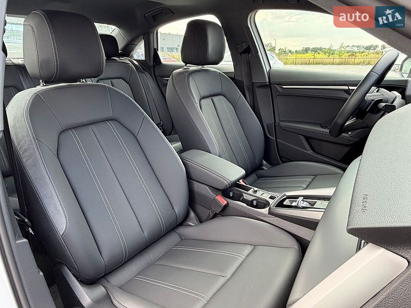 Седан Audi A3 2023 в Києві