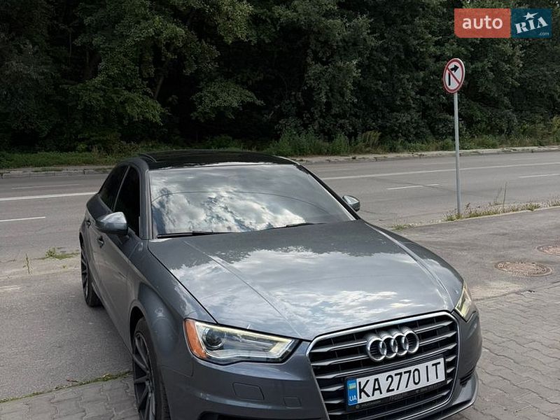 Седан Audi A3 2015 в Киеве
