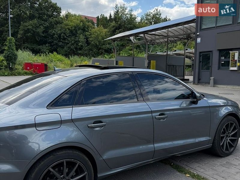 Седан Audi A3 2015 в Киеве