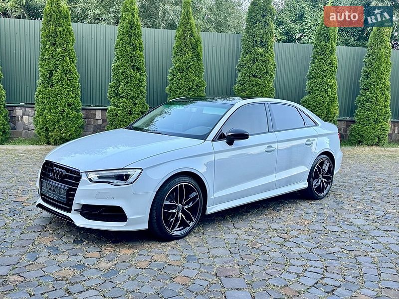 Седан Audi A3 2016 в Мукачево Седан Audi A3 2016 в Мукачево