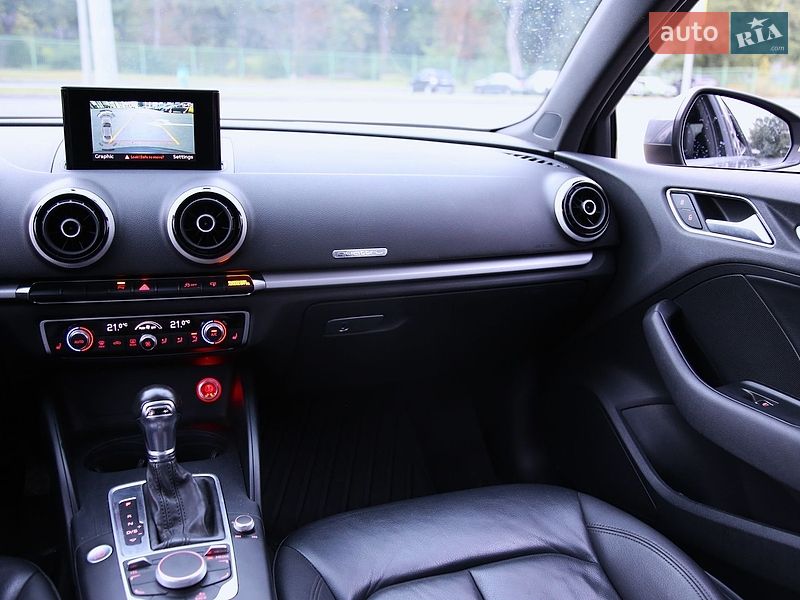 Седан Audi A3 2015 в Харкові
