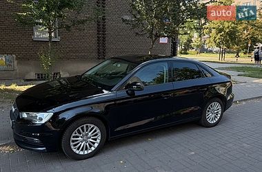 Седан Audi A3 2016 в Києві