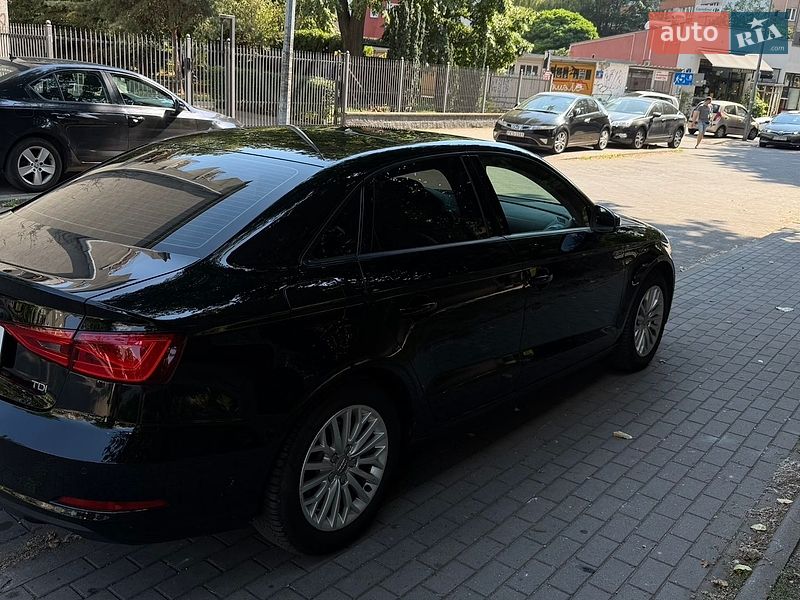 Седан Audi A3 2016 в Житомирі
