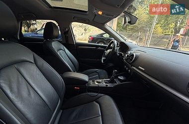 Седан Audi A3 2016 в Житомирі