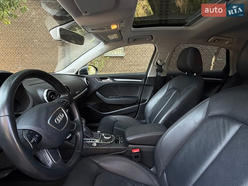 Седан Audi A3 2016 в Києві