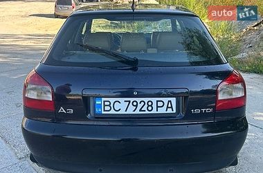Хэтчбек Audi A3 2002 в Буске
