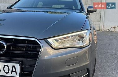 Хетчбек Audi A3 2016 в Харкові