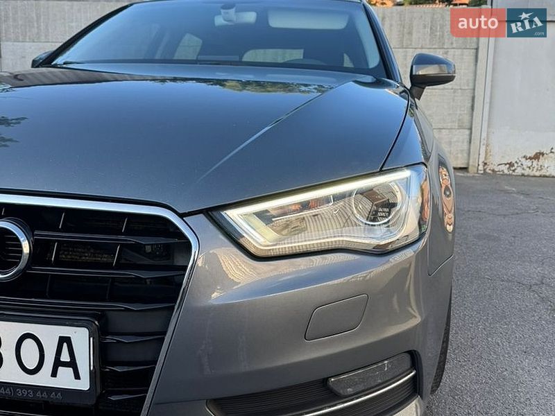 Хетчбек Audi A3 2016 в Харкові