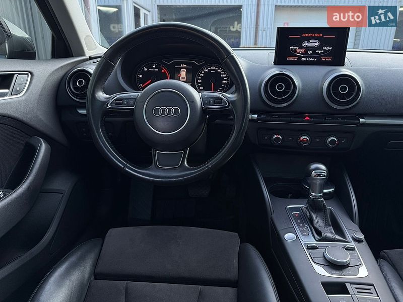 Хетчбек Audi A3 2016 в Харкові
