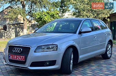 Хэтчбек Audi A3 2010 в Радехове