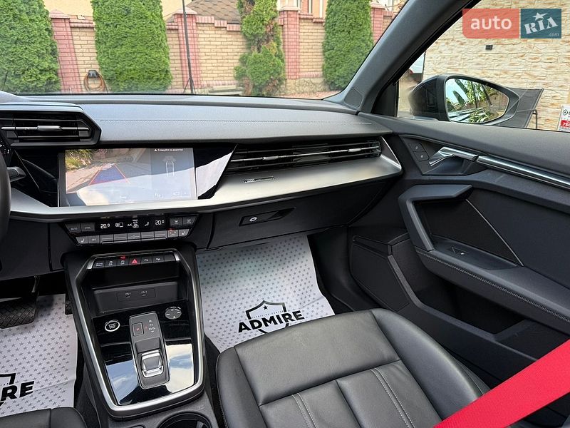 Седан Audi A3 2023 в Черновцах