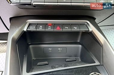 Седан Audi A3 2023 в Черновцах