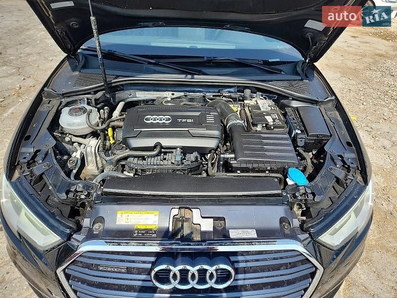 Седан Audi A3 2019 в Львове