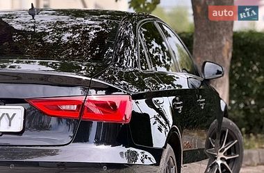 Седан Audi A3 2015 в Стрые