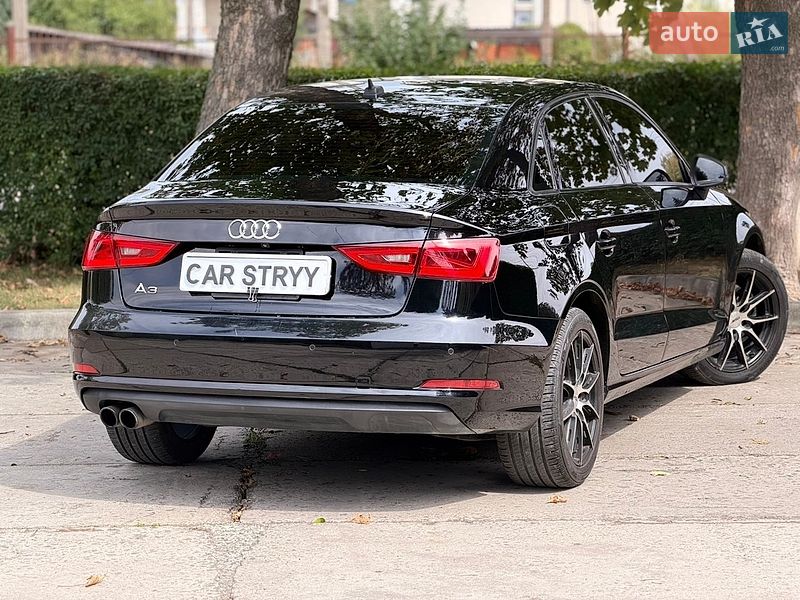 Седан Audi A3 2015 в Стрые