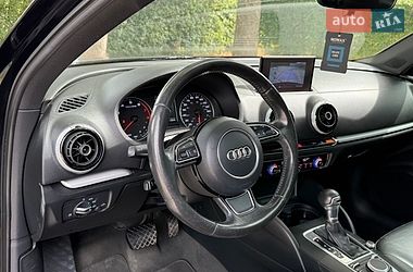 Седан Audi A3 2015 в Стрые