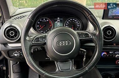 Седан Audi A3 2015 в Стрые