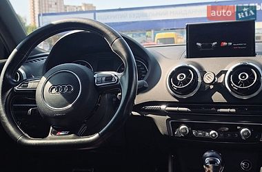 Седан Audi A3 2015 в Киеве