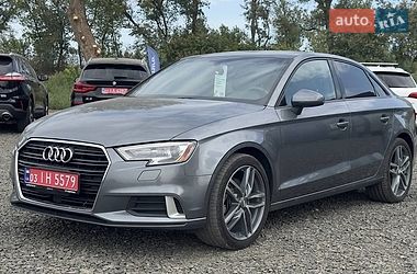 Седан Audi A3 2017 в Луцке