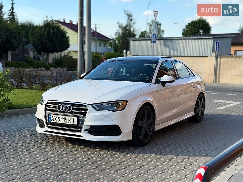 Седан Audi A3 2015 в Києві
