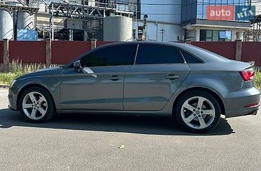 Седан Audi A3 2016 в Тернополе