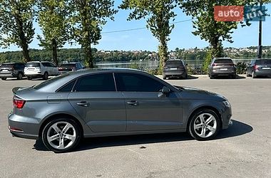 Седан Audi A3 2016 в Тернополе
