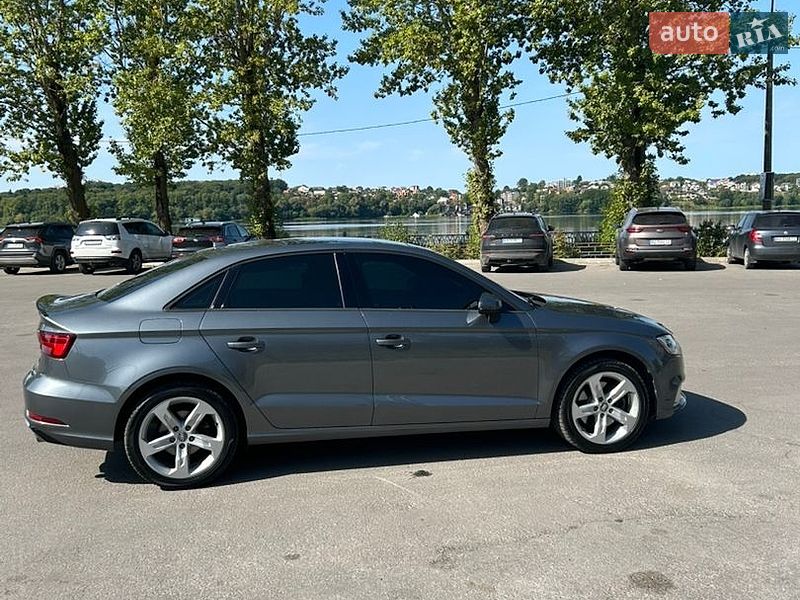 Седан Audi A3 2016 в Тернополе