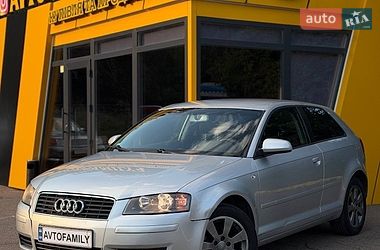 Хэтчбек Audi A3 2004 в Киеве