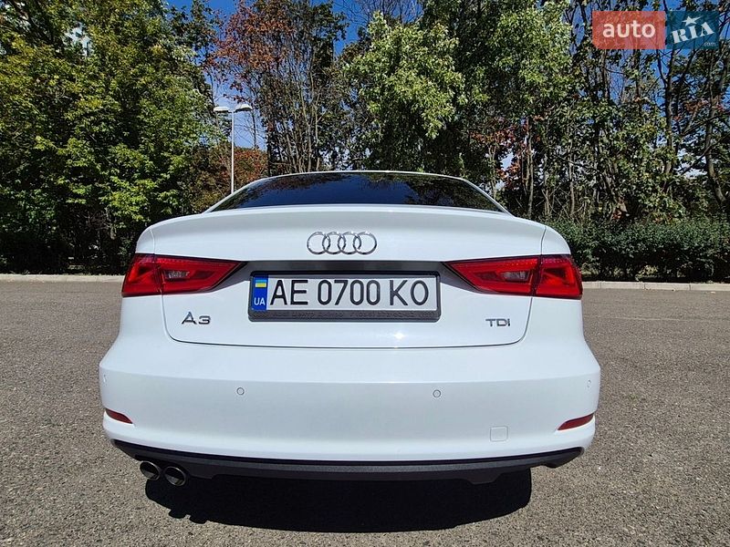 Седан Audi A3 2016 в Одессе