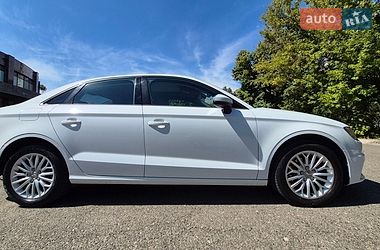 Седан Audi A3 2016 в Одессе