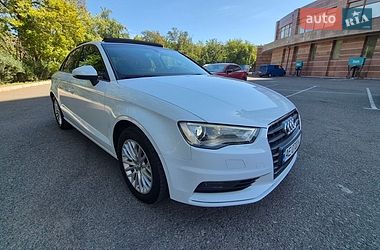 Седан Audi A3 2016 в Одессе