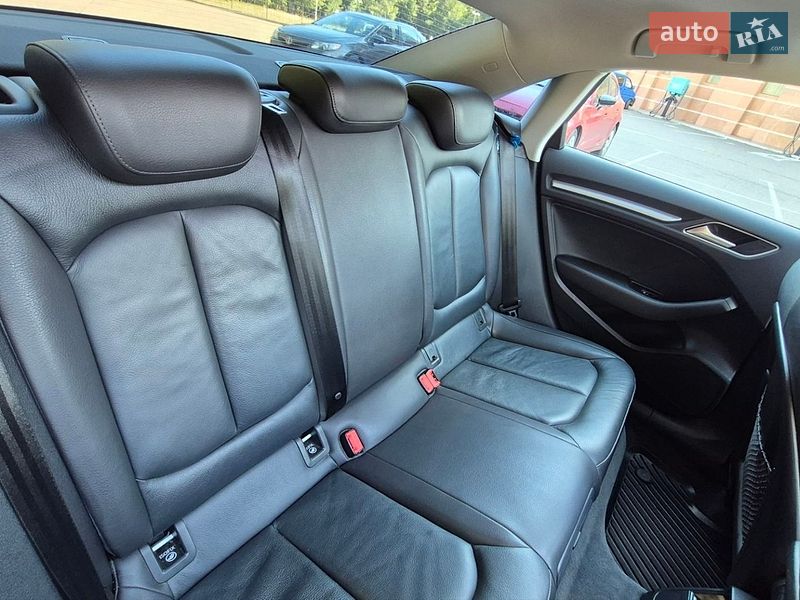 Седан Audi A3 2016 в Одессе