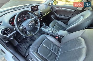 Седан Audi A3 2016 в Одессе