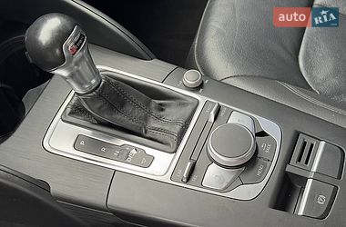 Седан Audi A3 2016 в Луцке