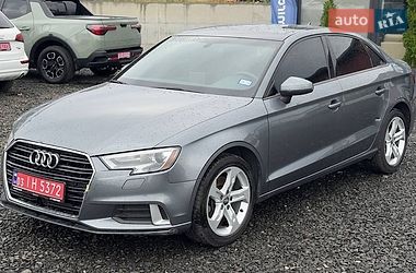Седан Audi A3 2016 в Луцке