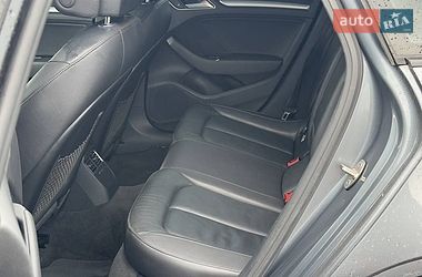 Седан Audi A3 2016 в Луцке