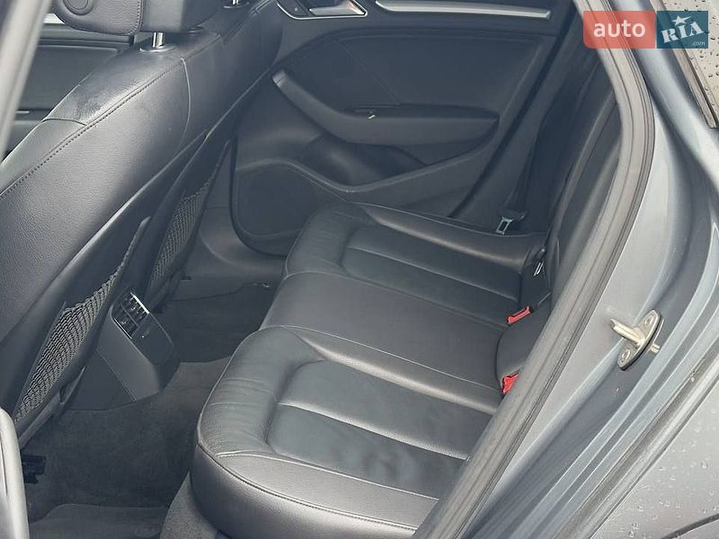 Седан Audi A3 2016 в Луцке