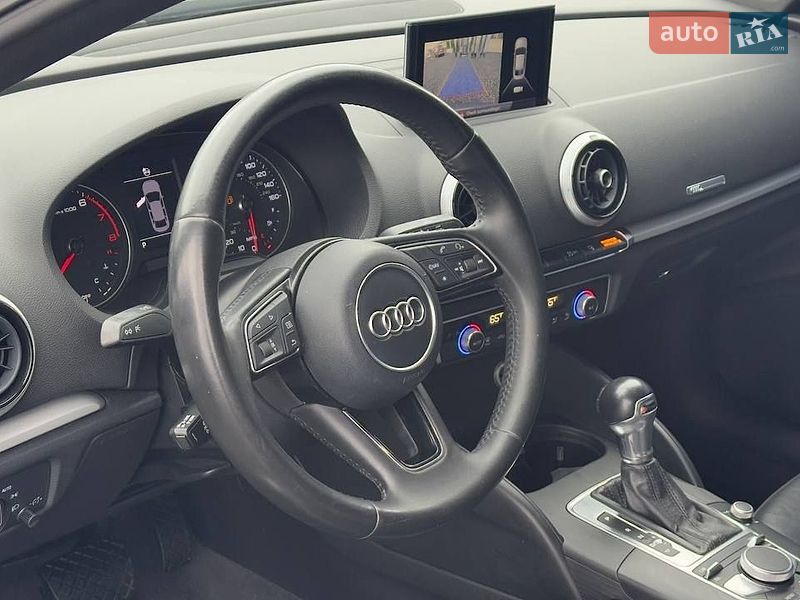 Седан Audi A3 2016 в Луцке
