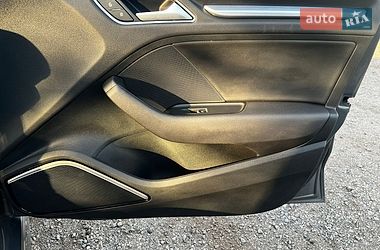 Седан Audi A3 2016 в Кривом Роге