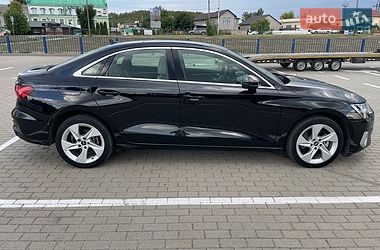 Седан Audi A3 2021 в Нововолинську