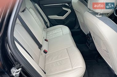 Седан Audi A3 2021 в Нововолинську