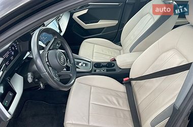 Седан Audi A3 2021 в Нововолинську