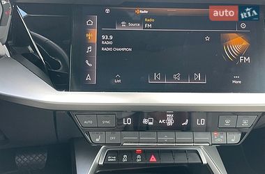 Седан Audi A3 2021 в Нововолинську