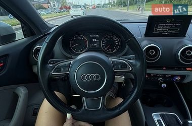 Седан Audi A3 2015 в Львові